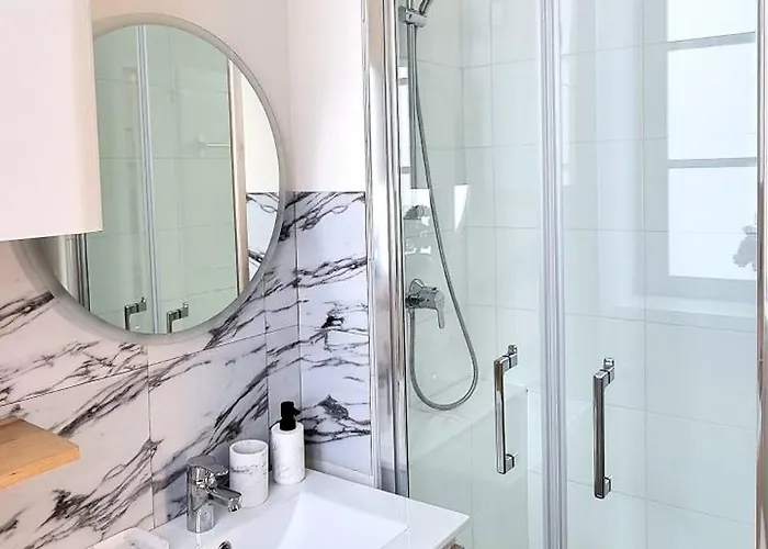 Apartman Chic & Balcon - Hypercentre - Gare - Metro